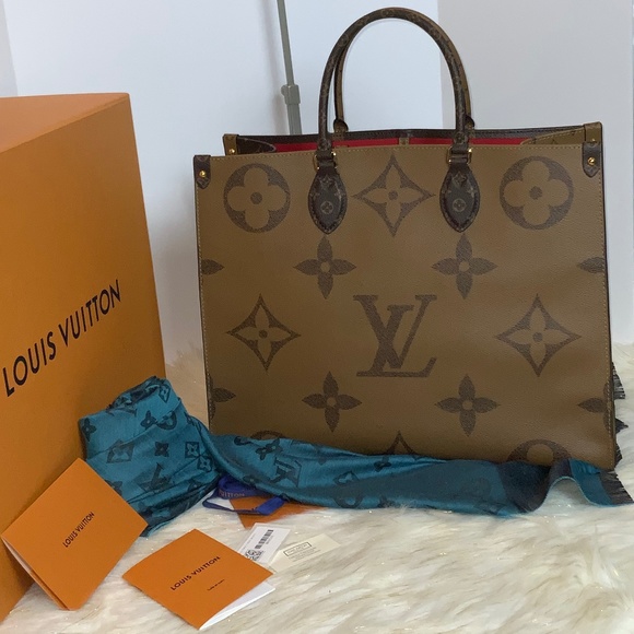NWT Louis Vuitton ONTHEGO GM Tote Shoulder Bag Giant Monogram Brown + Extras ! - Picture 8 of 15